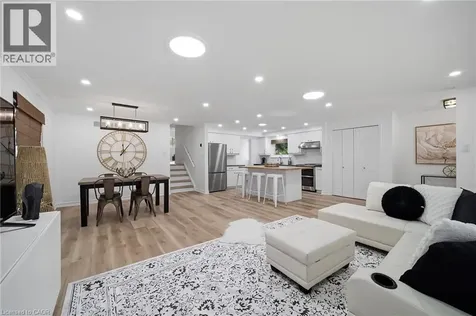 2306 Devon Road Oakville ON L6J 5R4