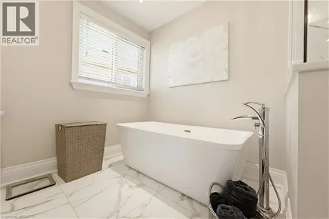 64 Highgate Road Kitchener ON N2N 3M8