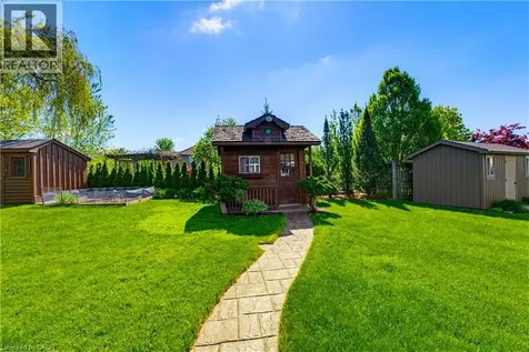 64 Highgate Road Kitchener ON N2N 3M8