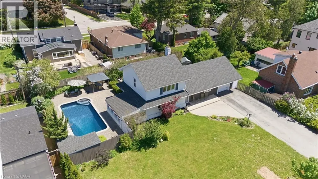 937 Park Avenue West Burlington ON L7T 1N8