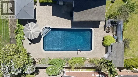 937 Park Avenue West Burlington ON L7T 1N8