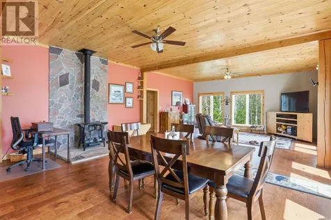 837 Stanrock Road Elliot Lake ON P5A 2S9