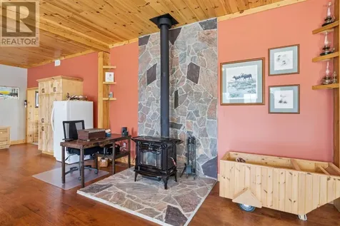 837 Stanrock Road Elliot Lake ON P5A 2S9