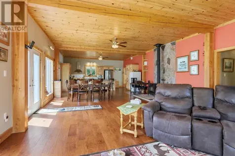 837 Stanrock Road Elliot Lake ON P5A 2S9
