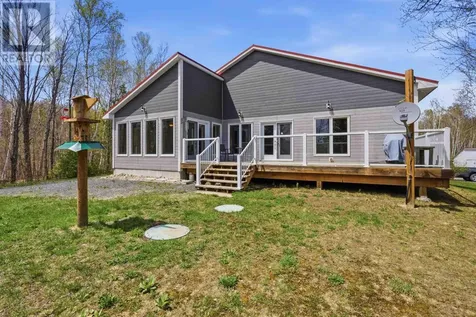 837 Stanrock Road Elliot Lake ON P5A 2S9