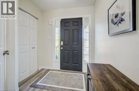 35 Hawkins Drive Cambridge ON N1T 1Z7