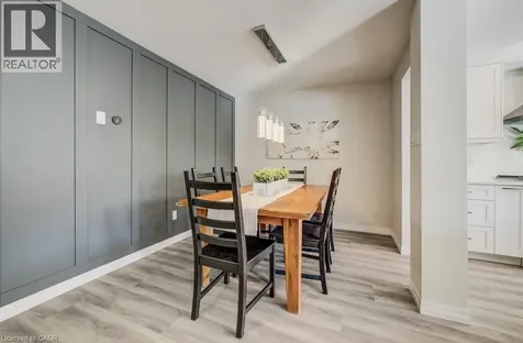 35 Hawkins Drive Cambridge ON N1T 1Z7