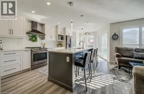 35 Hawkins Drive Cambridge ON N1T 1Z7