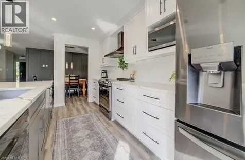 35 Hawkins Drive Cambridge ON N1T 1Z7