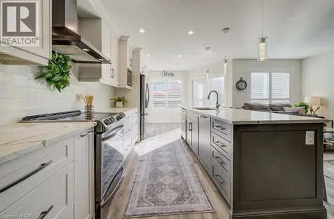 35 Hawkins Drive Cambridge ON N1T 1Z7