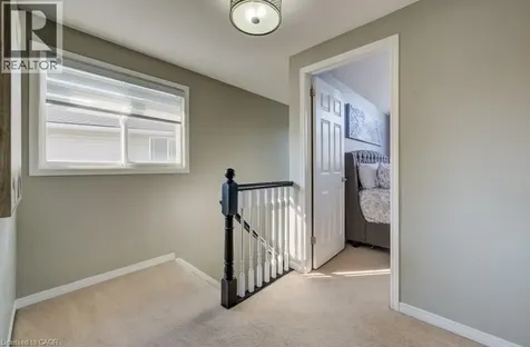 35 Hawkins Drive Cambridge ON N1T 1Z7
