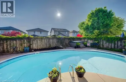 35 Hawkins Drive Cambridge ON N1T 1Z7
