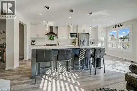 35 Hawkins Drive Cambridge ON N1T 1Z7