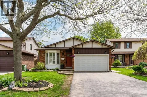 27 Bloomsbury Court Ancaster ON L9G 4L5