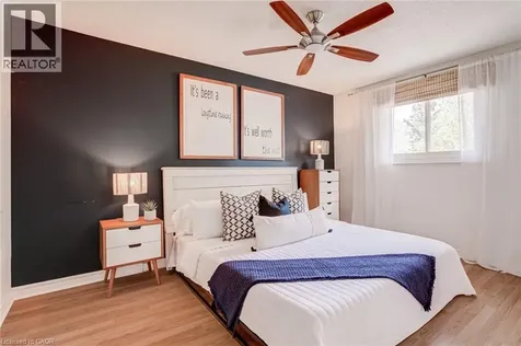 27 Bloomsbury Court Ancaster ON L9G 4L5