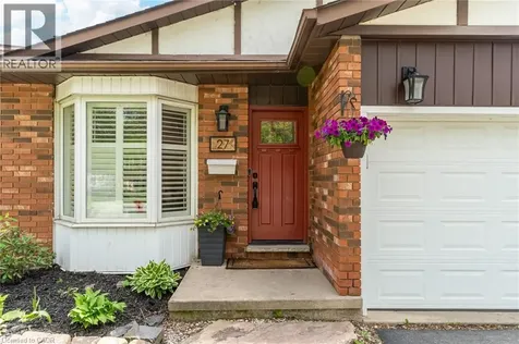 27 Bloomsbury Court Ancaster ON L9G 4L5