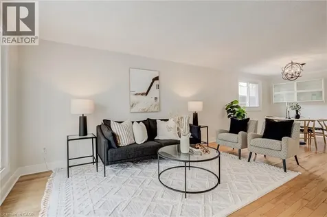 27 Bloomsbury Court Ancaster ON L9G 4L5