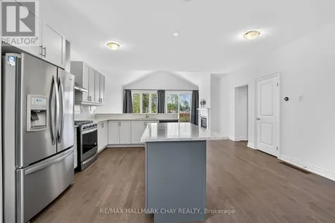 20 62 Street South Wasaga Beach ON L9Z 1V4