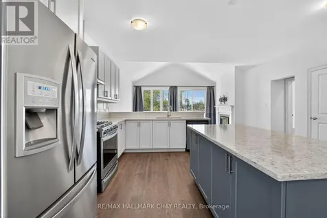 20 62 Street South Wasaga Beach ON L9Z 1V4