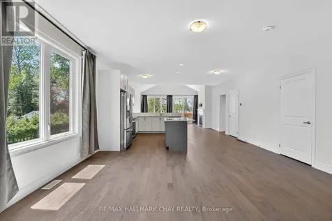 20 62 Street South Wasaga Beach ON L9Z 1V4