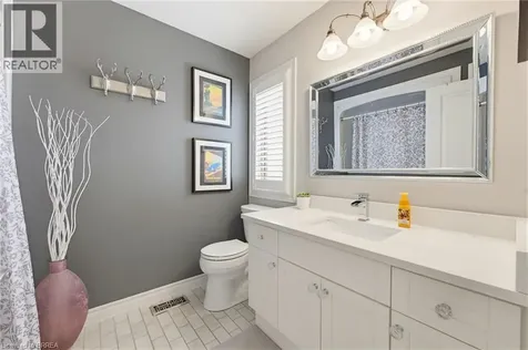 68 Fairview Drive Brantford ON N3R 2W9