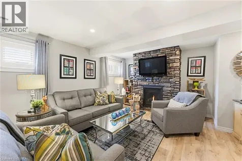 68 Fairview Drive Brantford ON N3R 2W9