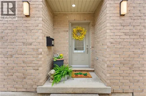 68 Fairview Drive Brantford ON N3R 2W9
