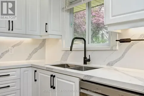 240 Stonybrook Drive Kitchener ON N2M 4M1