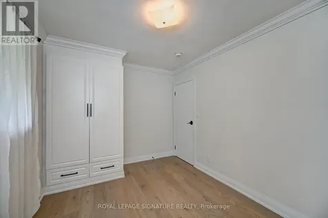 240 Stonybrook Drive Kitchener ON N2M 4M1
