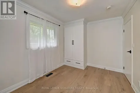 240 Stonybrook Drive Kitchener ON N2M 4M1