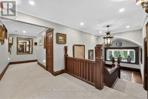 353 Sulphur Springs Road Hamilton ON L9G 4T7