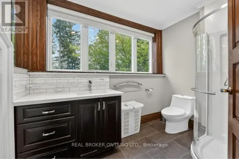 353 Sulphur Springs Road Hamilton ON L9G 4T7