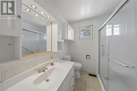 35 Falcon Crescent Chelmsford ON P0M 1L0