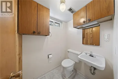 35 Falcon Crescent Chelmsford ON P0M 1L0