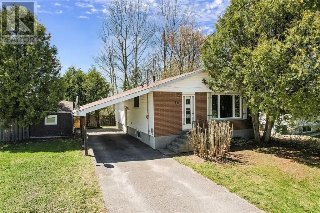 187 Imperial Drive Garson ON P3L 1K2