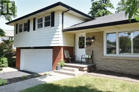 33 Burwell Avenue Stoney Creek ON L8G 3L8