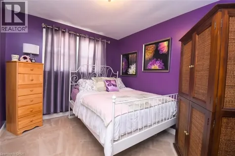 33 Burwell Avenue Stoney Creek ON L8G 3L8