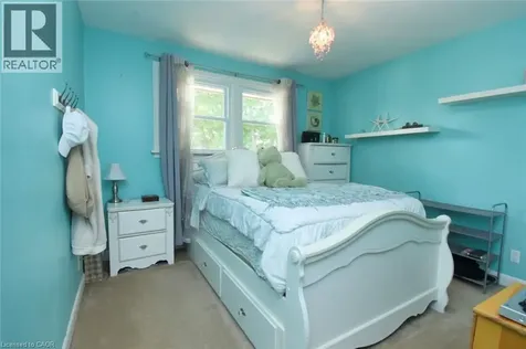 33 Burwell Avenue Stoney Creek ON L8G 3L8