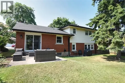 33 Burwell Avenue Stoney Creek ON L8G 3L8