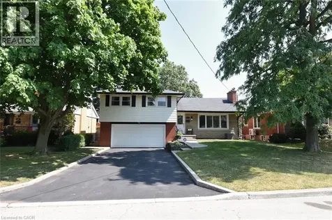 33 Burwell Avenue Stoney Creek ON L8G 3L8