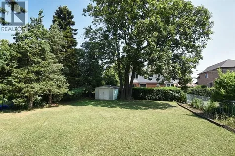 33 Burwell Avenue Stoney Creek ON L8G 3L8
