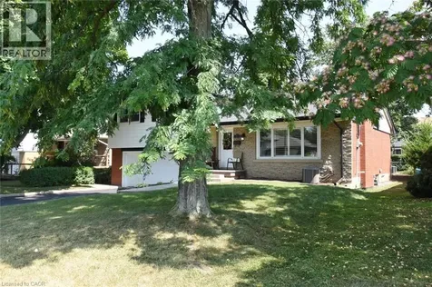 33 Burwell Avenue Stoney Creek ON L8G 3L8