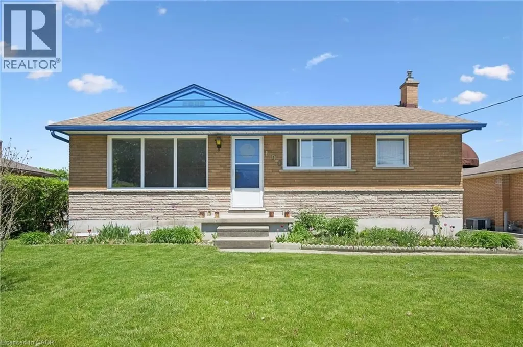 190 Vanier Drive Kitchener ON N2C 1J7