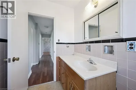 190 Vanier Drive Kitchener ON N2C 1J7