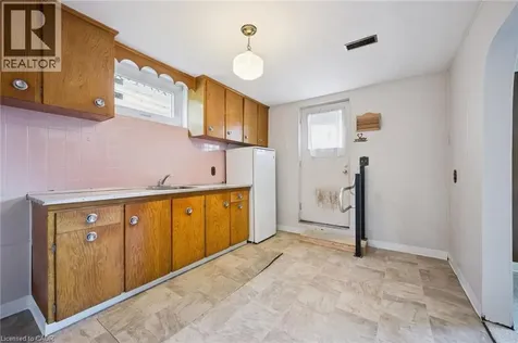 190 Vanier Drive Kitchener ON N2C 1J7