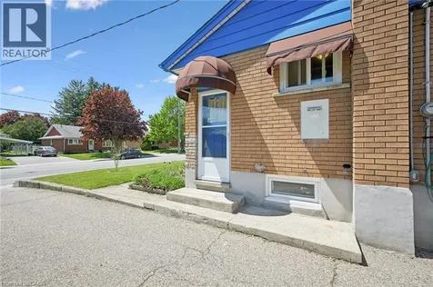 190 Vanier Drive Kitchener ON N2C 1J7