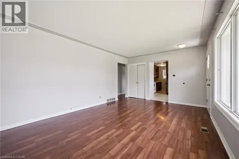 190 Vanier Drive Kitchener ON N2C 1J7