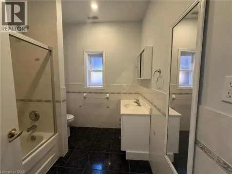 359 Barton Street East Hamilton ON L8L 2X8