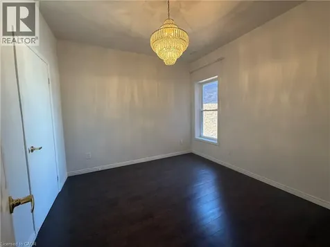 359 Barton Street East Hamilton ON L8L 2X8