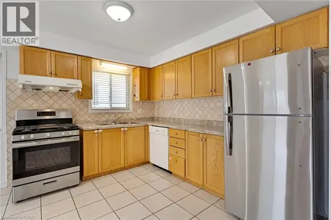 359 Highbrook Crescent Kitchener ON N2E 3P5
